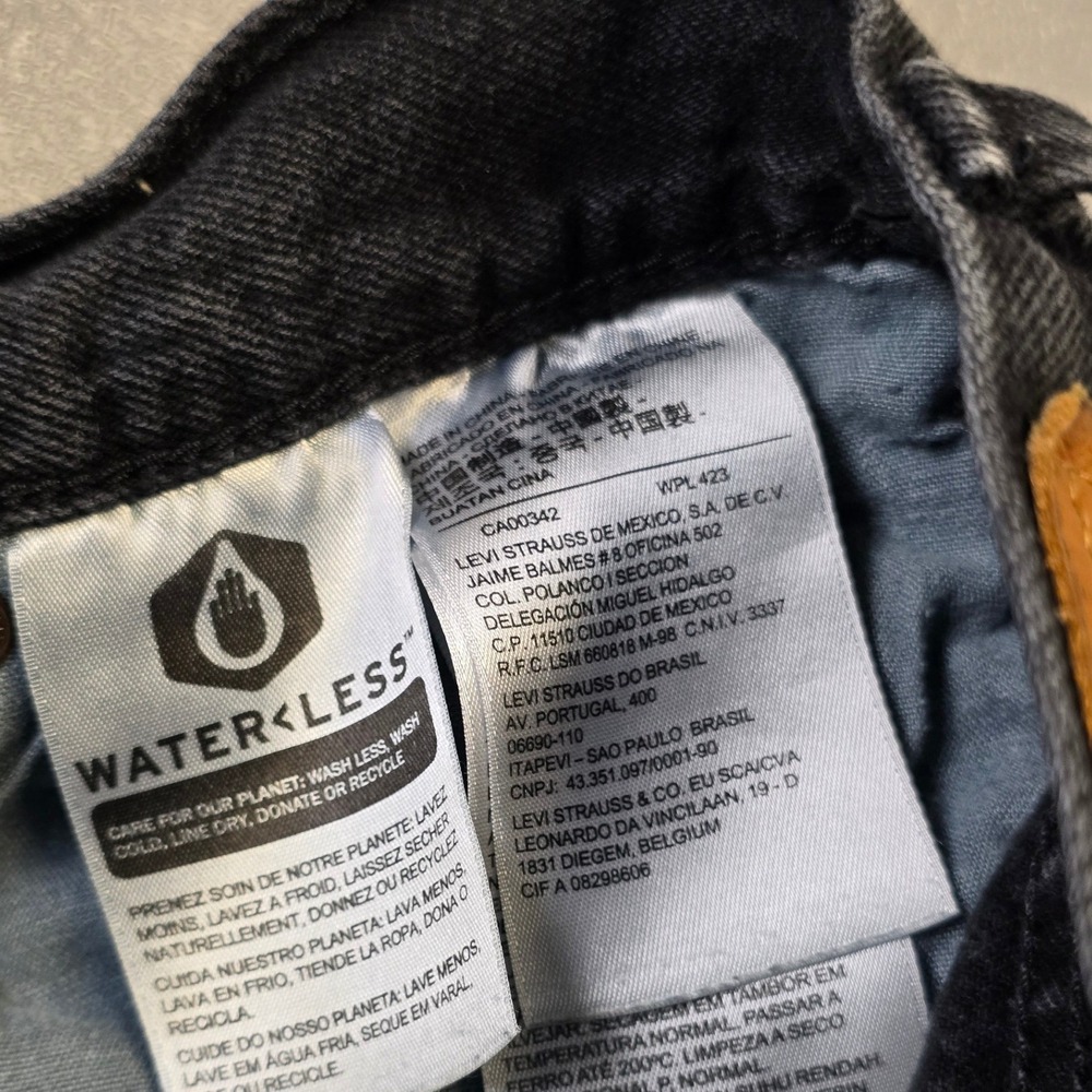 Levis 501 Womens W25 Black Distressed Cutoff Shorts High Rise Denim - Picture 7 of 11